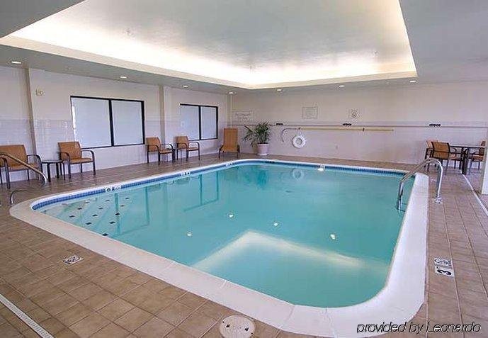 Courtyard By Marriott Monroe Airport Hotel Exterior photo
