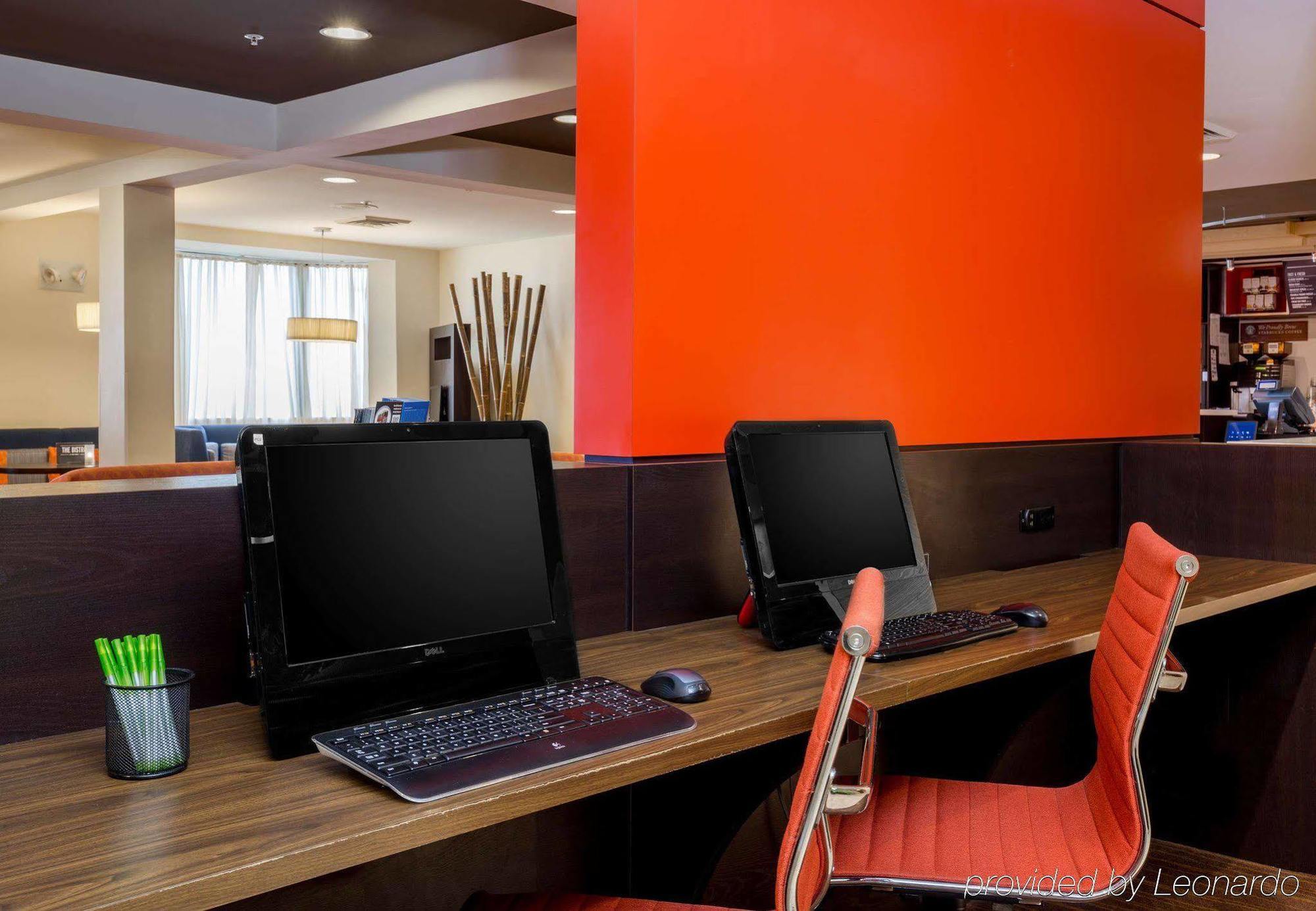 Courtyard By Marriott Monroe Airport Hotel Exterior photo